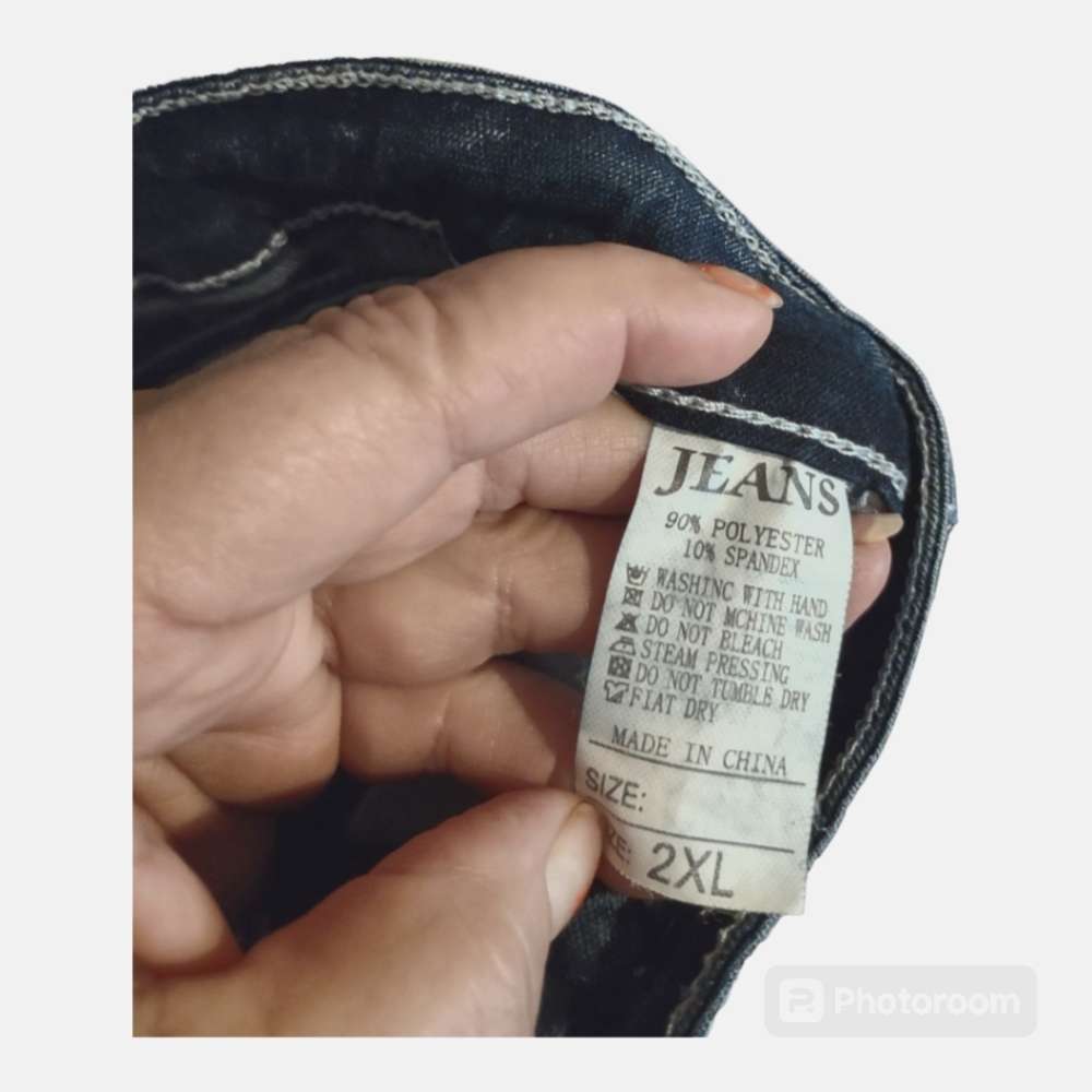 Jeans - Picture 3 of 3